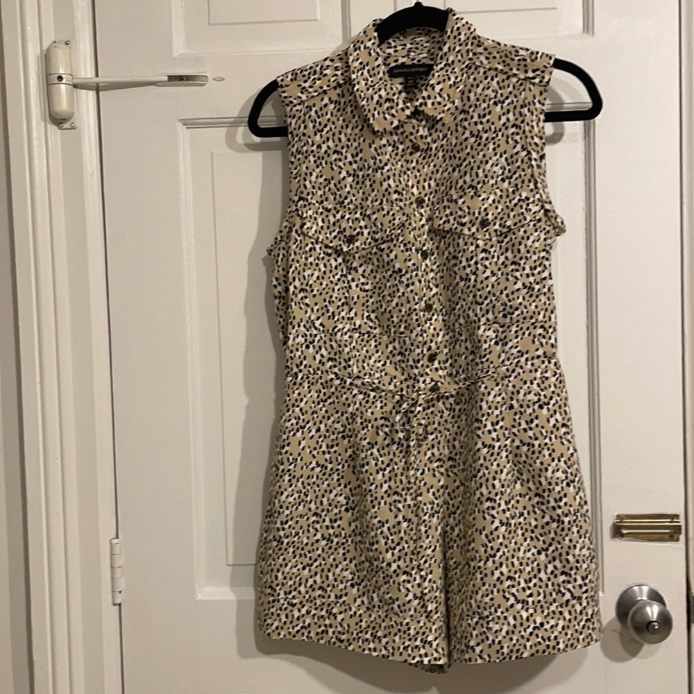 Great animal print jumper!